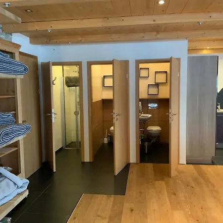 Haus Rhaetikon Mayer * ダヴォス・プラッツ