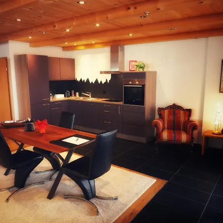 Haus Rhaetikon Mayer Lägenhet Davos